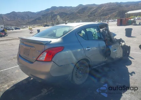 2014 Nissan Versa 1.6 Sv z USA, uszkodzony, nr VIN 3N1CN7AP7EL856041